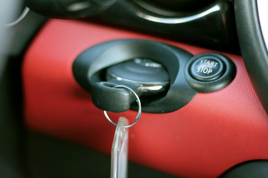  Mini Clubman JCW 2009 года  (фото 14 из 31)